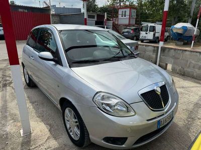 usata Lancia Ypsilon 1.2 8v Argento 100