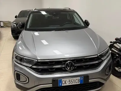 Occasion VW T-Roc Life 150 PK (110 kW) 2022 Grijs SUV