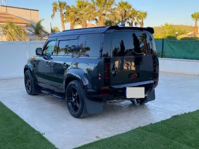 Occasion Land Rover Defender SE 200 ch (147 kW) 2024 SUV
