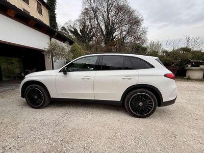 Usata Mercedes GLC220 AMG Line Premium Plus 197 CV (144 kW) 2023 Bianco SUV