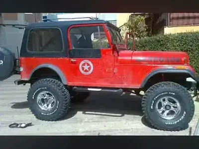 Usata Jeep CJ 1982 Rosso Cabrio