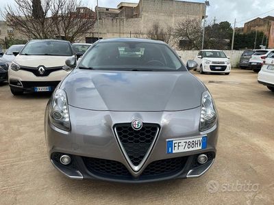 Usata Alfa Romeo Giulietta 120 CV (88 kW) 2016 Grigio Utilitaria