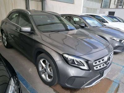 Mercedes GLA200