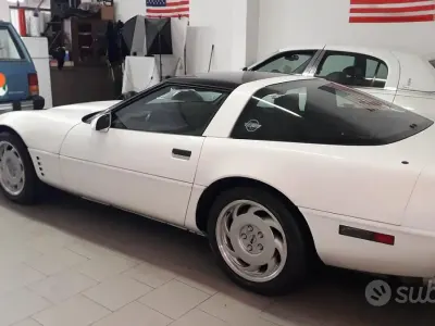 Usata Chevrolet Corvette 250 CV (183 kW) 1991 Bianco Coupé