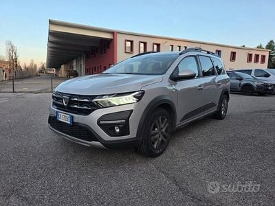 Usata Dacia Jogger 100 CV (73 kW) 2022 Grigio Monovolume