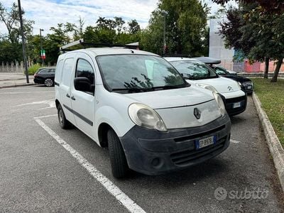 Usata Renault Kangoo 74 CV (54 kW) 2012 Bianco Monovolume