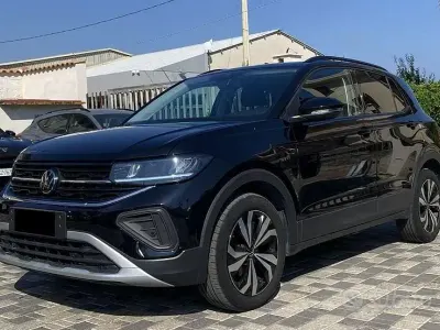 Usata VW T-Cross Life 116 CV (85 kW) 2024 Nero SUV