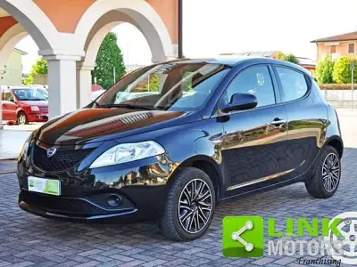 Usata Lancia Ypsilon S 95 CV (69 kW) 2018 Nero Utilitaria