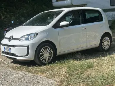Usata VW up! Move 65 CV (47 kW) 2024 Bianco Utilitaria