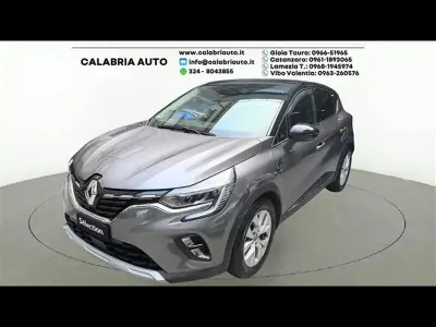 Usata Renault Captur Intens 145 CV (106 kW) 2021 Grigio scuro SUV