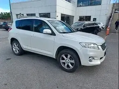 Second-hand Toyota RAV4 150 CP (110 kW) 2011 SUV
