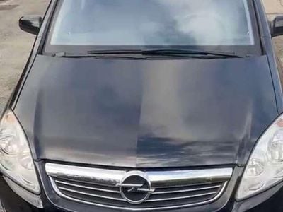 Usata Opel Zafira Cosmo 120 CV (88 kW) 2009 Monovolume