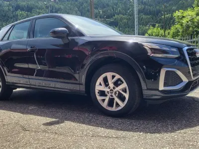 Usata Audi Q2 Advanced 116 CV (85 kW) 2023 Nero SUV