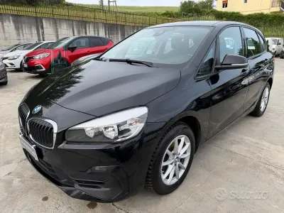 Usata BMW 216 Active Tourer Sport Line 116 CV (85 kW) 2019 Nero Monovolume