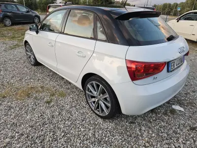 Usata Audi A1 Sportback Attraction 105 CV (77 kW) 2013 Utilitaria