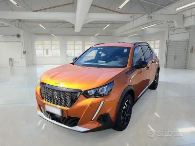Usata Peugeot 2008 Allure 130 CV (95 kW) 2022 SUV