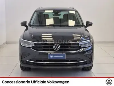 Usata VW Tiguan Life 150 CV (110 kW) 2023 Grigio SUV