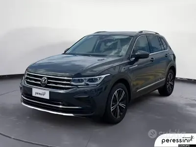 Gebraucht VW Tiguan Elegance 150 PS (110 kW) 2023 Grau SUV