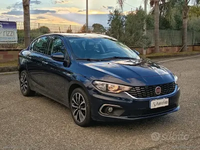 Usata Fiat Tipo Lounge 120 CV (88 kW) 2016 Blu Berlina