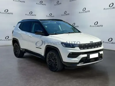 Usata Jeep Compass 241 CV (177 kW) 2023 Bianco SUV