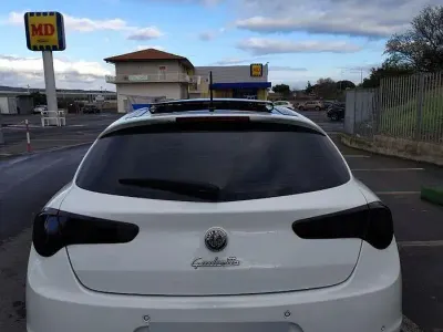 Usata Alfa Romeo Giulietta 140 CV (102 kW) 2011 Bianco Utilitaria