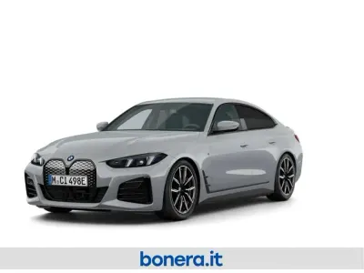 Nuova BMW i4 M Sport 294 kW (401 CV) 2026 Brooklyn grey metallic Berlina