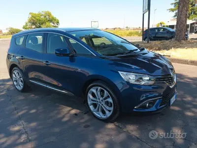 Usata Renault Grand Scénic IV 110 CV (80 kW) 2017 Blu Monovolume