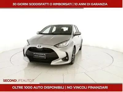 Usata Toyota Yaris Trend 116 CV (85 kW) 2022 Argento Utilitaria