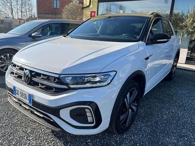 Usata VW T-Roc R-line 150 CV (110 kW) 2022 Tetto nero SUV