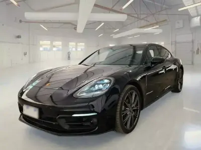 Usata Porsche Panamera