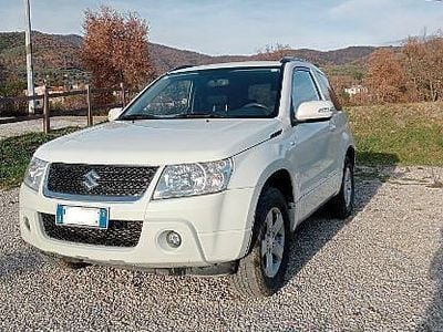 Usata Suzuki Vitara 2010 Bianco SUV