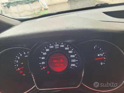 Nero Usata 2014 Kia Ceed Sportswagon Station wagon | 4500 €