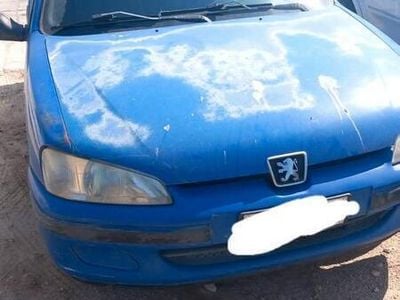 Usata Peugeot 106 50 CV (36 kW) 1998 Blu Utilitaria