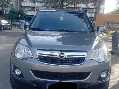 Usata Opel Antara 163 CV (119 kW) 2013 Grigio SUV