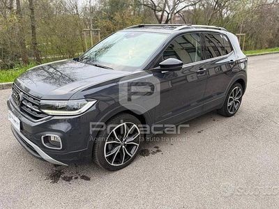 Usata VW T-Cross Advance 150 CV (110 kW) 2021 Grigio SUV