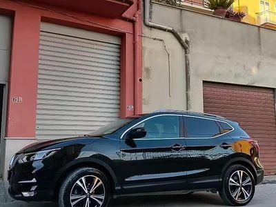 Usata Nissan Qashqai N-Connecta 110 CV (80 kW) 2019 Nero SUV