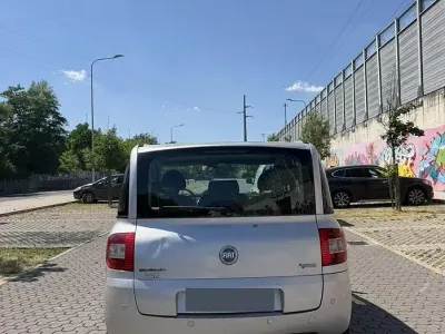 Usata Fiat Multipla 103 CV (75 kW) 2006 Grigio Monovolume