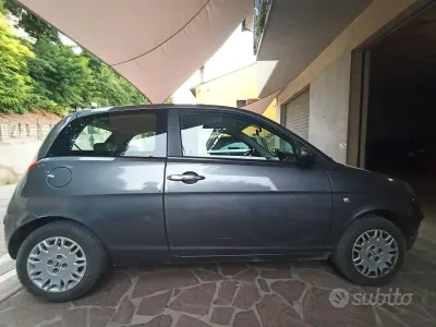 Usata Lancia Ypsilon 80 CV (58 kW) 2005 Utilitaria