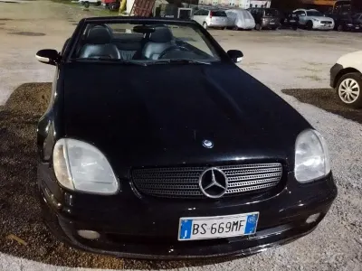 Usata Mercedes SLK200 192 CV (141 kW) 2003 Nero Cabrio