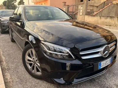 Usata Mercedes C220 194 CV (142 kW) 2020 Nero Berlina