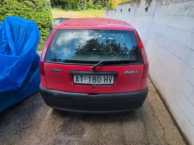 Usata Fiat Punto 54 CV (39 kW) 1997 Rosso Berlina
