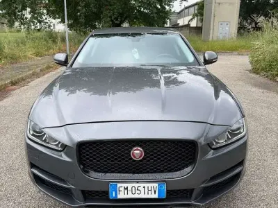 Usata Jaguar XE R-Sport 179 CV (131 kW) 2018 Other Berlina