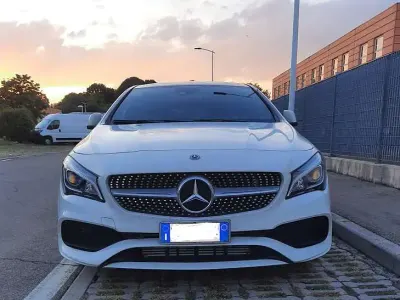 Begagnad Mercedes CLA200 Shooting Brake Premium 136 HK (100 kW) 2017 Vit Kombi
