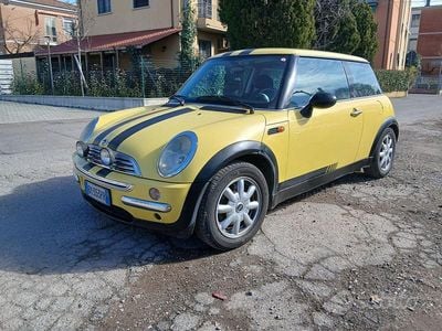Usata Mini ONE 90 CV (66 kW) 2001 Giallo Utilitaria