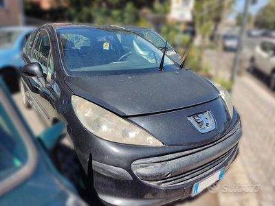 Usata Peugeot 207 2007 Nero Utilitaria