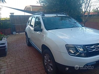 Usata Dacia Duster 110 CV (80 kW) 2014 Bianco SUV