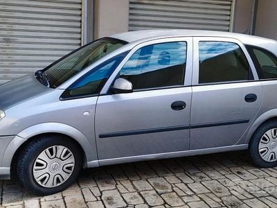 Usata Opel Meriva 2008 Grigio Monovolume