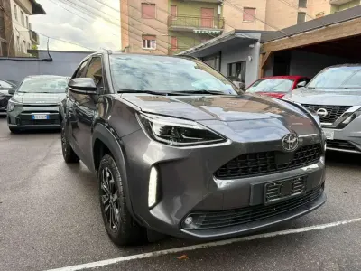 Nuova Toyota Yaris Cross Trend 92 CV (67 kW) 2026 Nero SUV