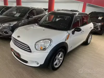 Usata Mini Cooper Countryman 111 CV (81 kW) 2012 Bianco SUV