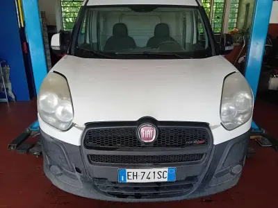 Usata Fiat Doblò Dynamic 90 CV (66 kW) 2011 Bianco Monovolume